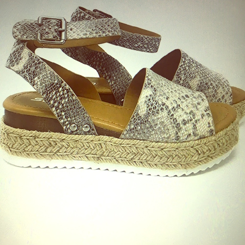 Soda Sandals